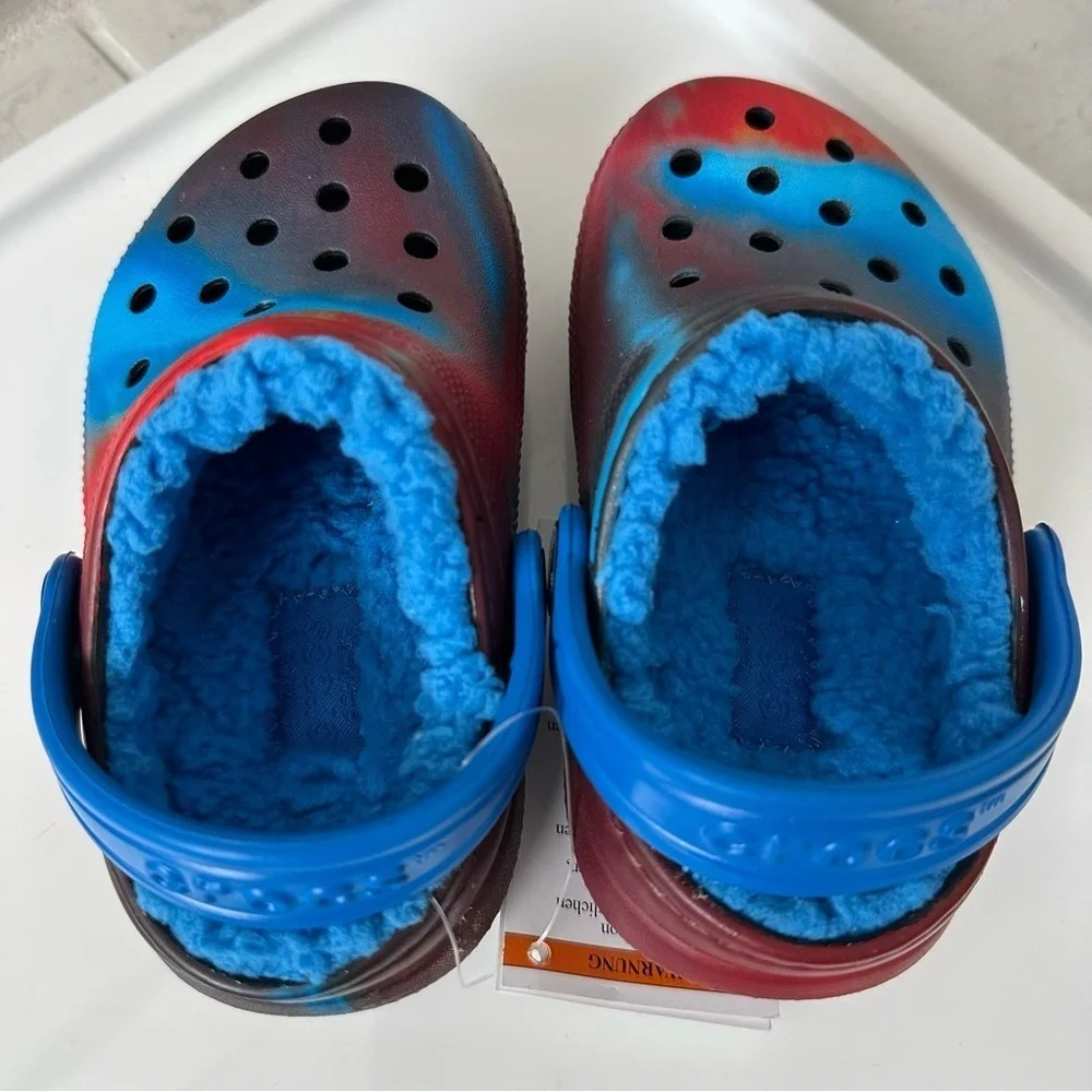 Crocs Classic Lined Out of This World Clog Size 6 Baby